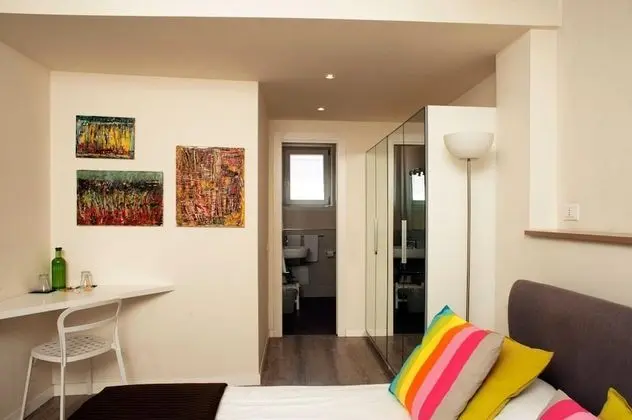 Comfort Tek Büyük Yataklı Oda