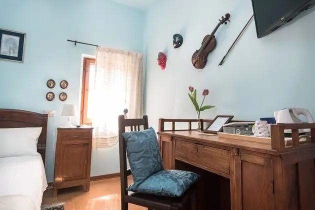 Comfort Oda, 1 Tek Kişilik Yatak, Banyolu/Duşlu, Avlu Manzaralı (Camera Aqua 1)