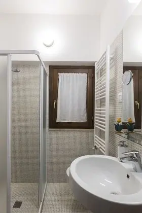Premium İki Ayrı Yataklı Oda, 1 Çift Kişilik Yatak, Özel Banyo, Vadi Manzaralı (Camera Luna 5)