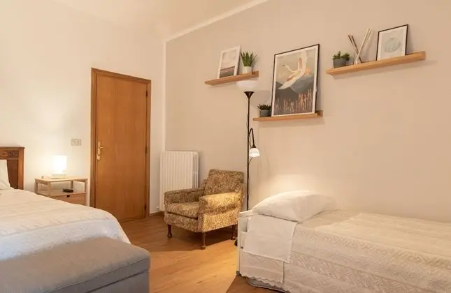 Premium Üç Kişilik Oda, Birden Çok Yatak, Özel Banyo, Vadi Manzaralı (Camera Sol1)