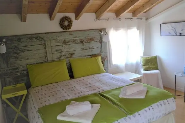 Tek Büyük Yataklı Oda