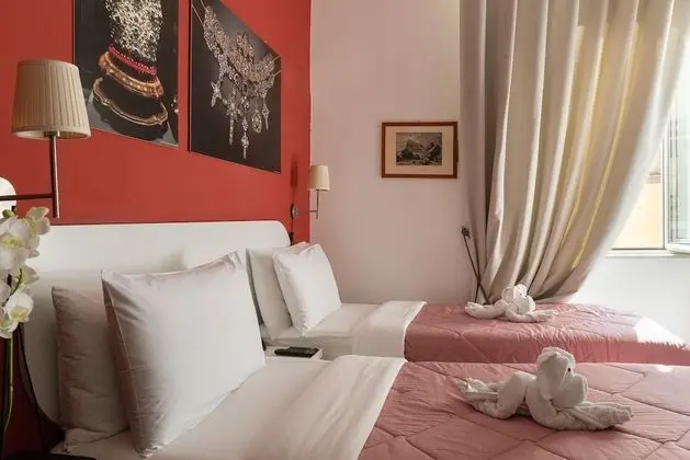Tek Büyük veya İki Ayrı Yataklı Oda