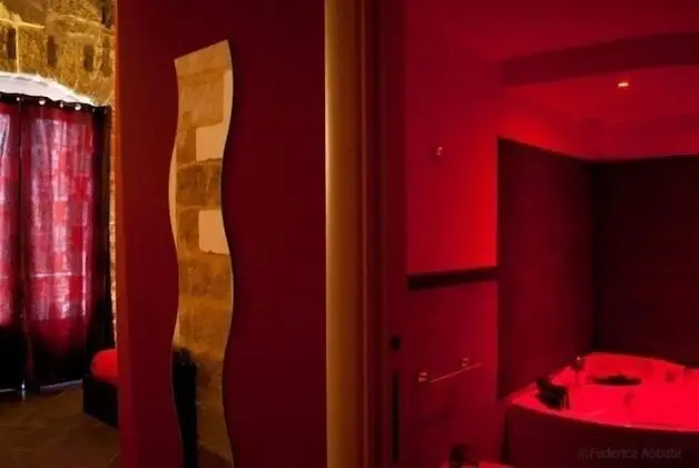 Luxury Tek Büyük Yataklı Oda, 1 Çift Kişilik Yatak, Jakuzi, Şehir Manzaralı