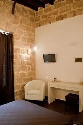 Superior Tek Büyük Yataklı Oda, Avlu Manzaralı