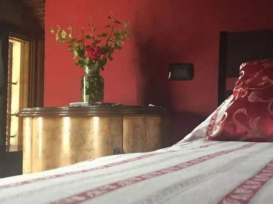 Tek Büyük Yataklı Oda, 1 Büyük (Queen) Boy Yatak, Tepe Manzaralı (bordeaux)