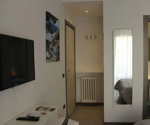 Tek Büyük Yataklı Oda, Balkon