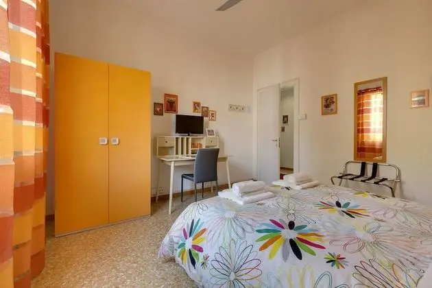 Tek Büyük Yataklı Oda, 1 Büyük (Queen) Boy Yatak, Ortak Banyo