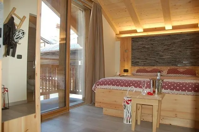 Standard Tek Büyük veya İki Ayrı Yataklı Oda, Balkon