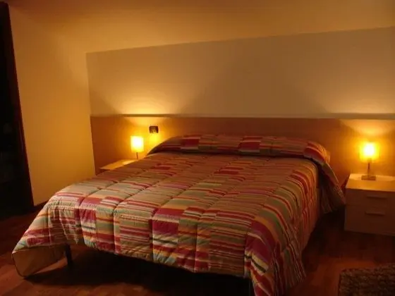 Tek Büyük Yataklı Oda (Chiara)