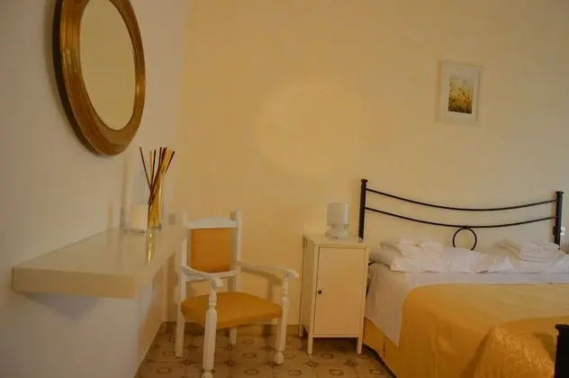 Dört Kişilik Oda, Balkon, Bahçe Manzaralı