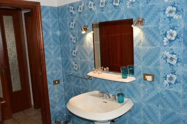 Dört Kişilik Oda, Balkon, Bahçe Manzaralı