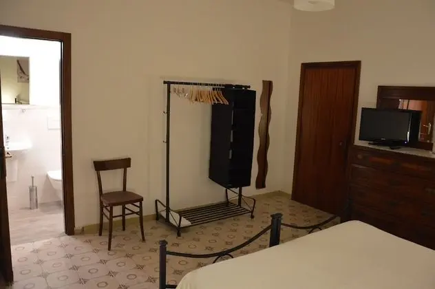 Tek Büyük Yataklı Oda, Balkon, Bahçe Manzaralı (Beige)