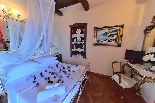 Tek Büyük veya İki Ayrı Yataklı Oda