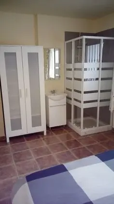 Comfort Tek Büyük Yataklı Oda (Crema)