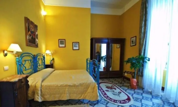 Dört Kişilik Oda, Bağlantılı Odalar