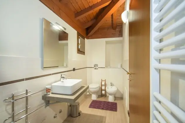 Dört Kişilik Oda, Bahçe Manzaralı, Ek Bina