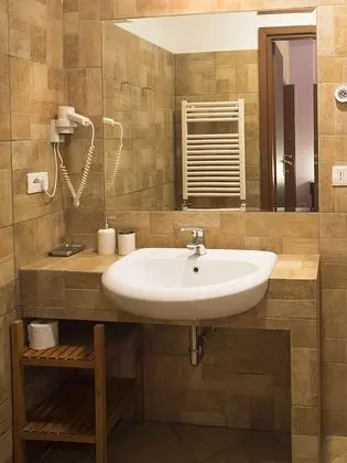 Tek Büyük veya İki Ayrı Yataklı Oda, Özel Banyo