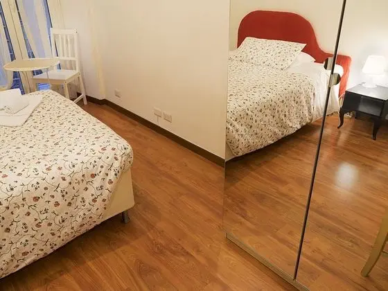 Tek Kişilik Oda, Ortak Banyo