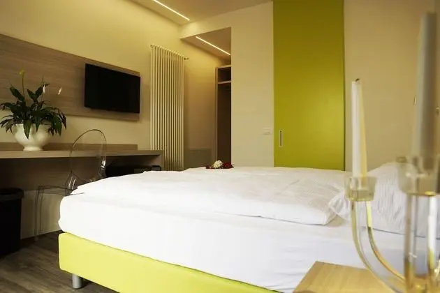 Superior Tek Büyük veya İki Ayrı Yataklı Oda