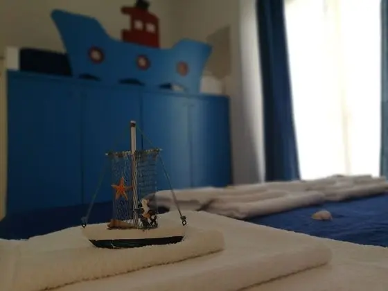 Traditional Üç Kişilik Oda