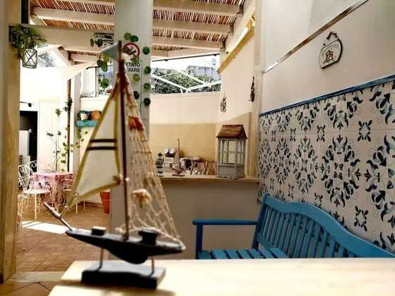 Traditional Üç Kişilik Oda