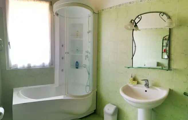 Basic Tek Büyük Yataklı Oda, 1 Yatak Odası, Özel Banyo, Avlu (external)