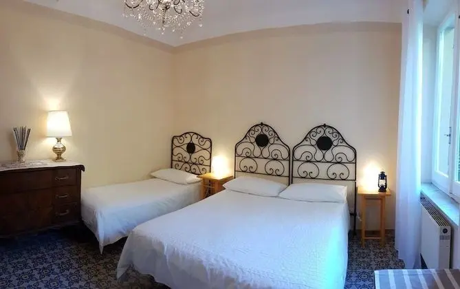 Family Oda, Özel Banyo, Bahçe Manzaralı