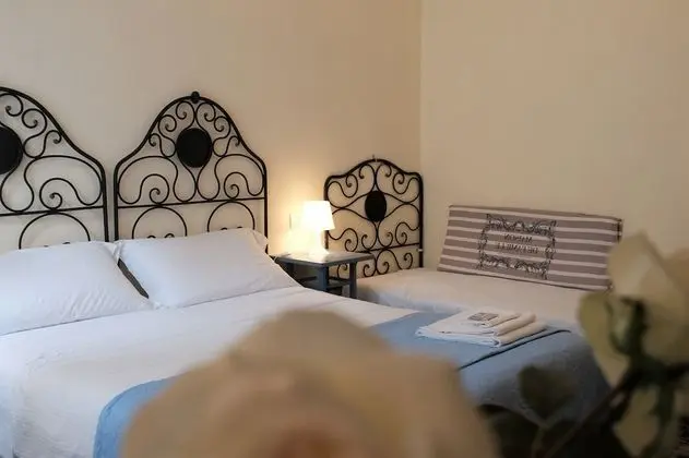 Family Oda, Özel Banyo, Bahçe Manzaralı