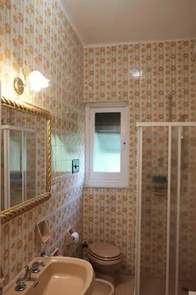 Family Oda, Özel Banyo, Bahçe Manzaralı