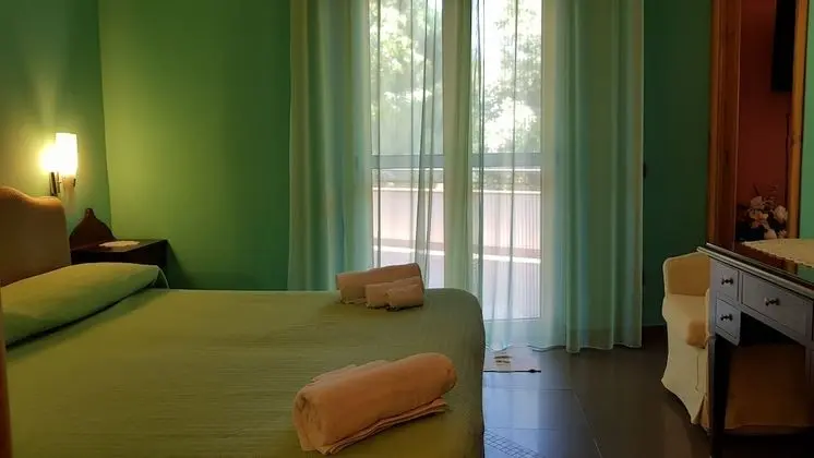 Tek Büyük veya İki Ayrı Yataklı Oda