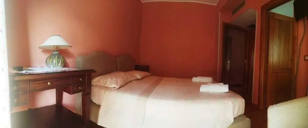 Tek Büyük veya İki Ayrı Yataklı Oda