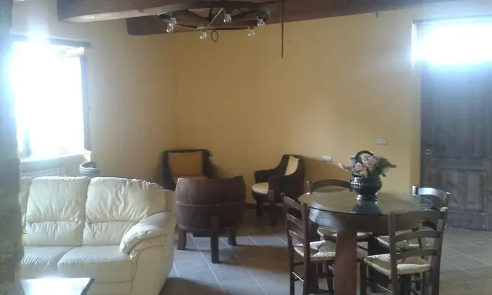 Tek Büyük Yataklı Oda (Bathroom not in room)