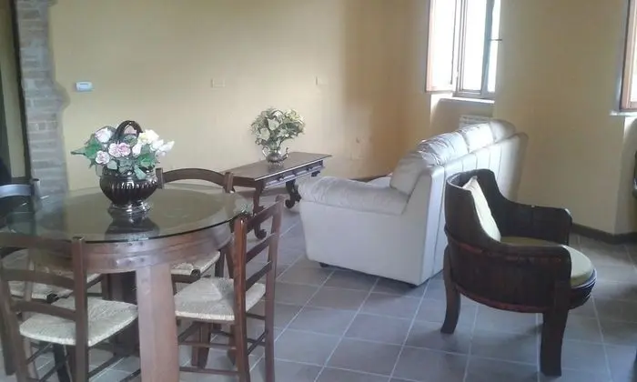 Tek Büyük Yataklı Oda (Bathroom not in room)