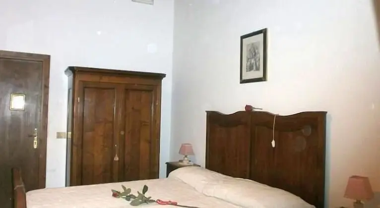 Tek Büyük Yataklı Oda