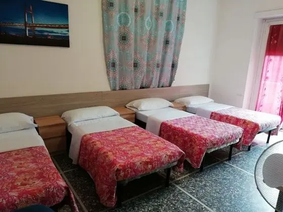 Dört Kişilik Oda, Özel Banyo (External)