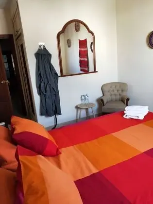 Basic Üç Kişilik Oda, Ortak Banyo (Alpujarra)