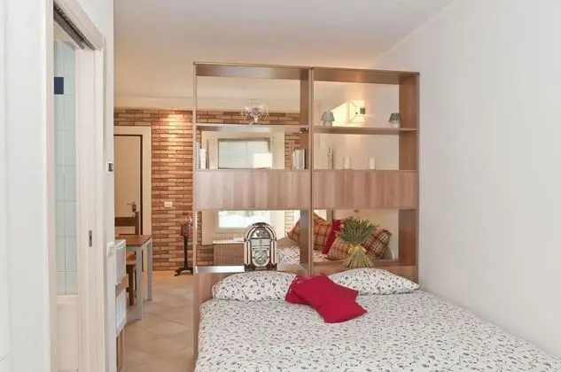 Stüdyo, 1 Büyük (Queen) Boy Yatak