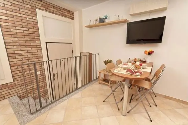 Stüdyo, 1 Büyük (Queen) Boy Yatak