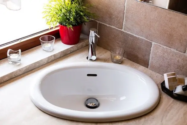 Classic Tek Büyük Yataklı Oda