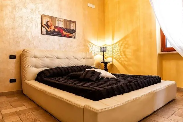 Classic Tek Büyük Yataklı Oda