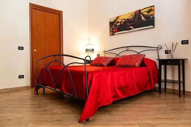 Comfort Tek Büyük Yataklı Oda