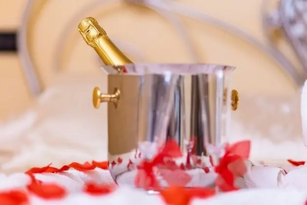 Economy Tek Büyük Yataklı Oda