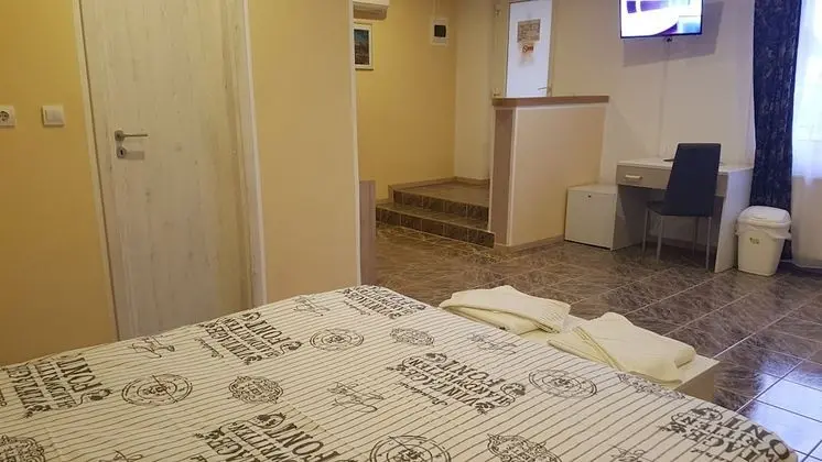 Deluxe Dört Kişilik Oda