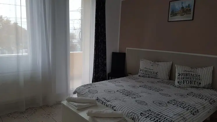 Tek Büyük Yataklı Oda