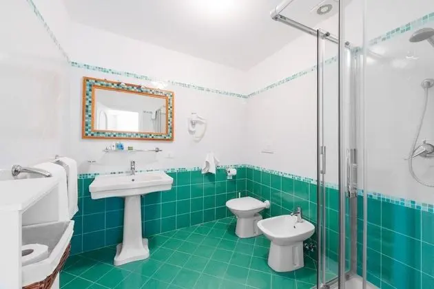 Economy Oda, Özel Banyo (External)