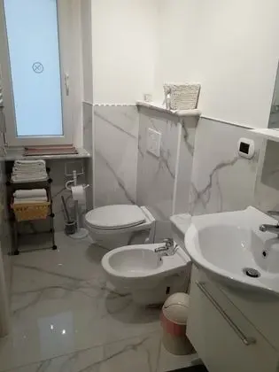 Üç Kişilik Oda