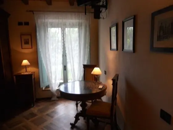 Üç Kişilik Oda