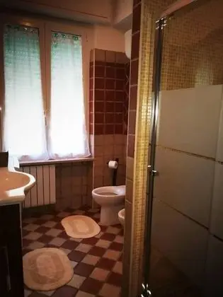 Tek Büyük Yataklı Oda, Ortak Banyo