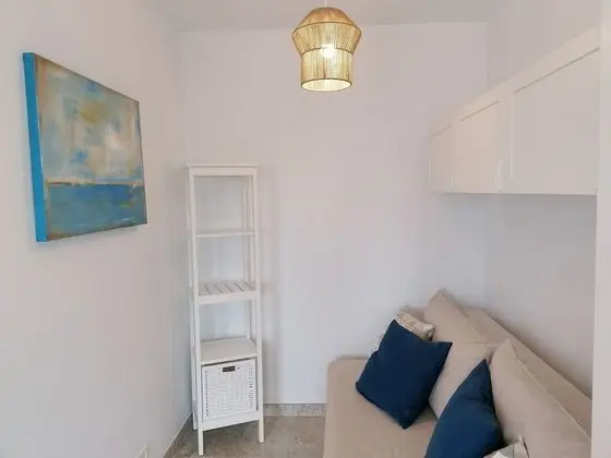 Family Oda, 1 Büyük (Queen) Boy Yatak ve Çekyat, Sigara İçilmez, Deniz Manzaralı