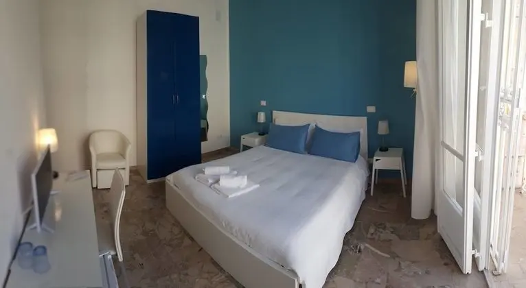 Tek Büyük Yataklı Oda, Banyolu/Duşlu